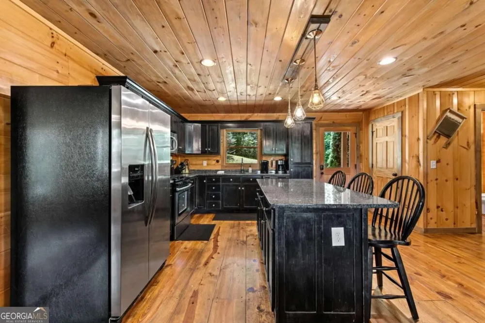 383 River Escape DR Ellijay, GA 30540