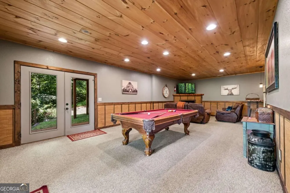 383 River Escape DR Ellijay, GA 30540