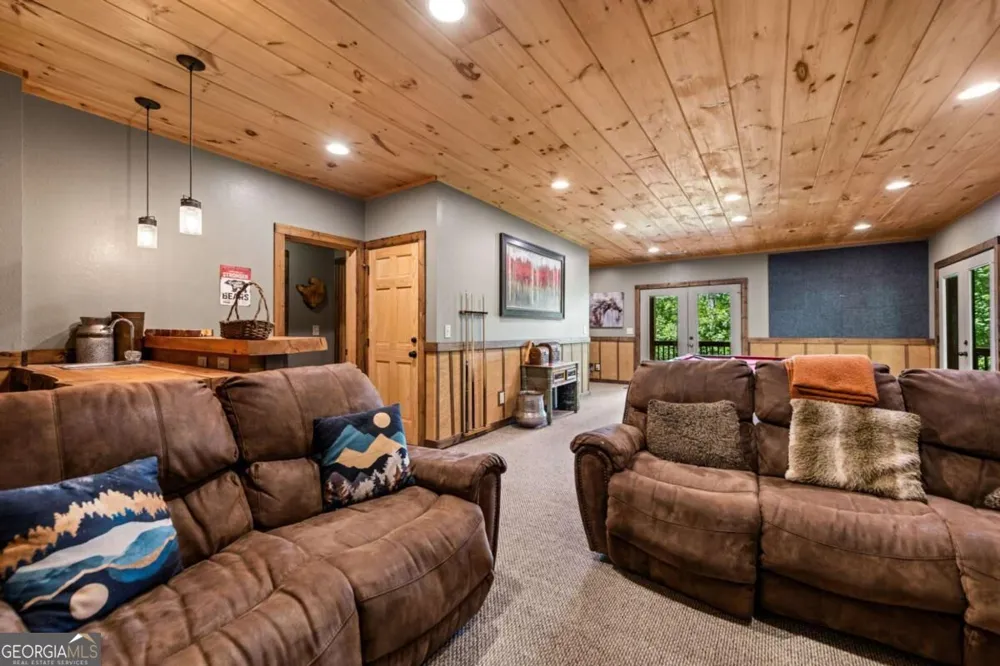 383 River Escape DR Ellijay, GA 30540