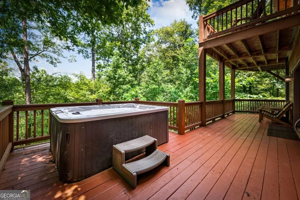 383 River Escape DR Ellijay, GA 30540