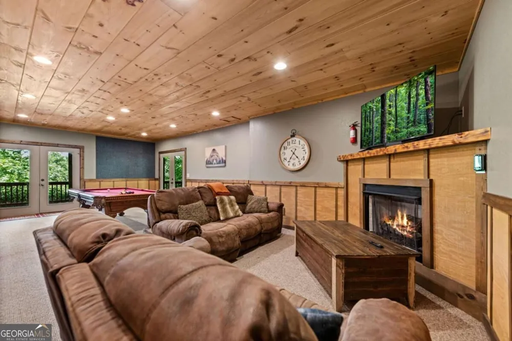 383 River Escape DR Ellijay, GA 30540