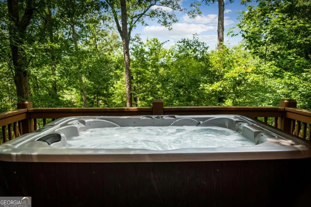 383 River Escape DR Ellijay, GA 30540