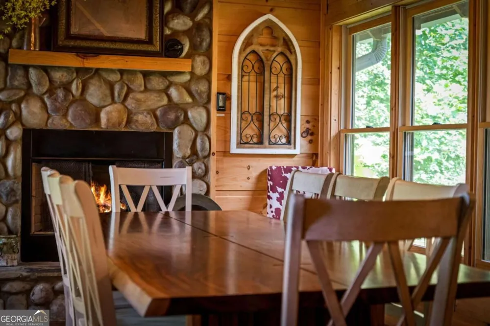 383 River Escape DR Ellijay, GA 30540