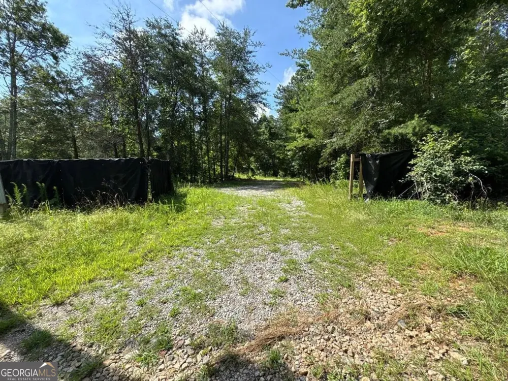1515 Hughes DR Cumming, GA 30040
