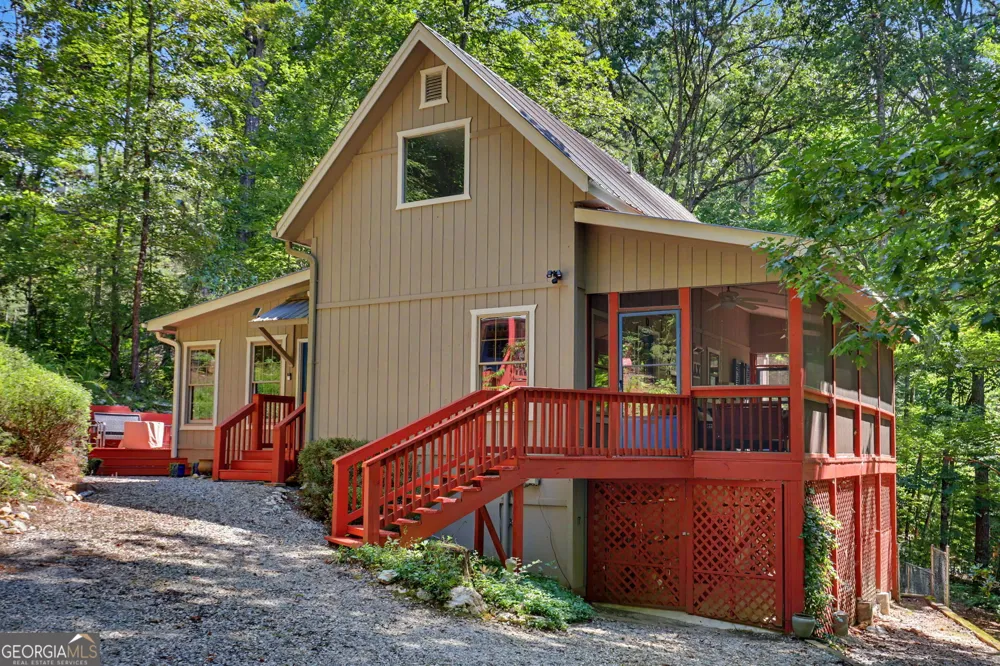 82 Buckeye LN Clayton, GA 30525