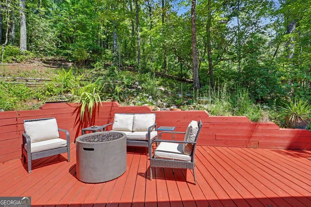82 Buckeye LN Clayton, GA 30525