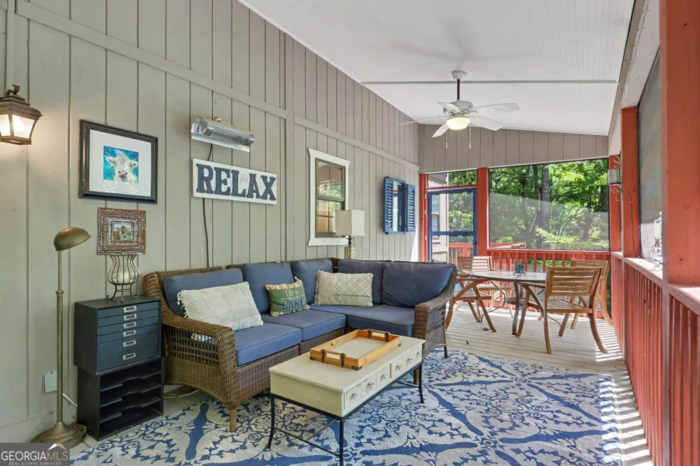 82 Buckeye LN Clayton, GA 30525