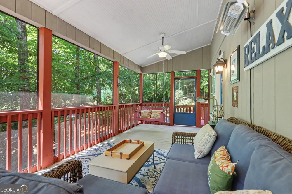 82 Buckeye LN Clayton, GA 30525