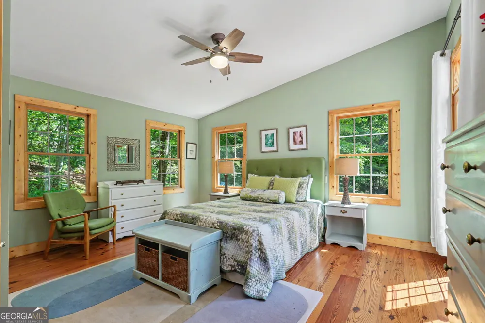 82 Buckeye LN Clayton, GA 30525