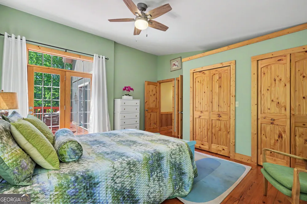 82 Buckeye LN Clayton, GA 30525