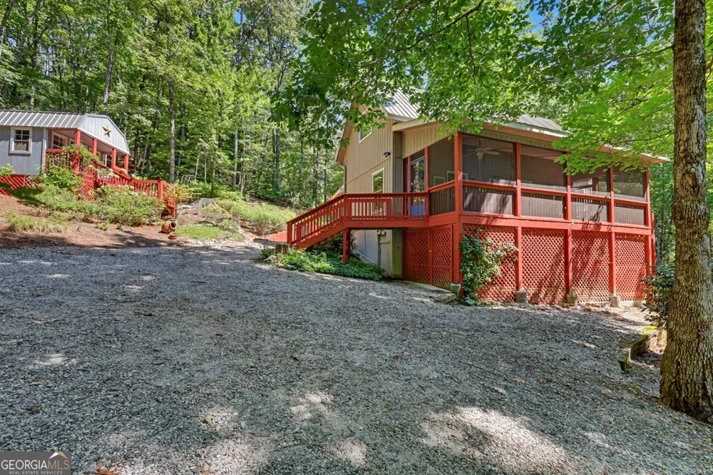82 Buckeye LN Clayton, GA 30525