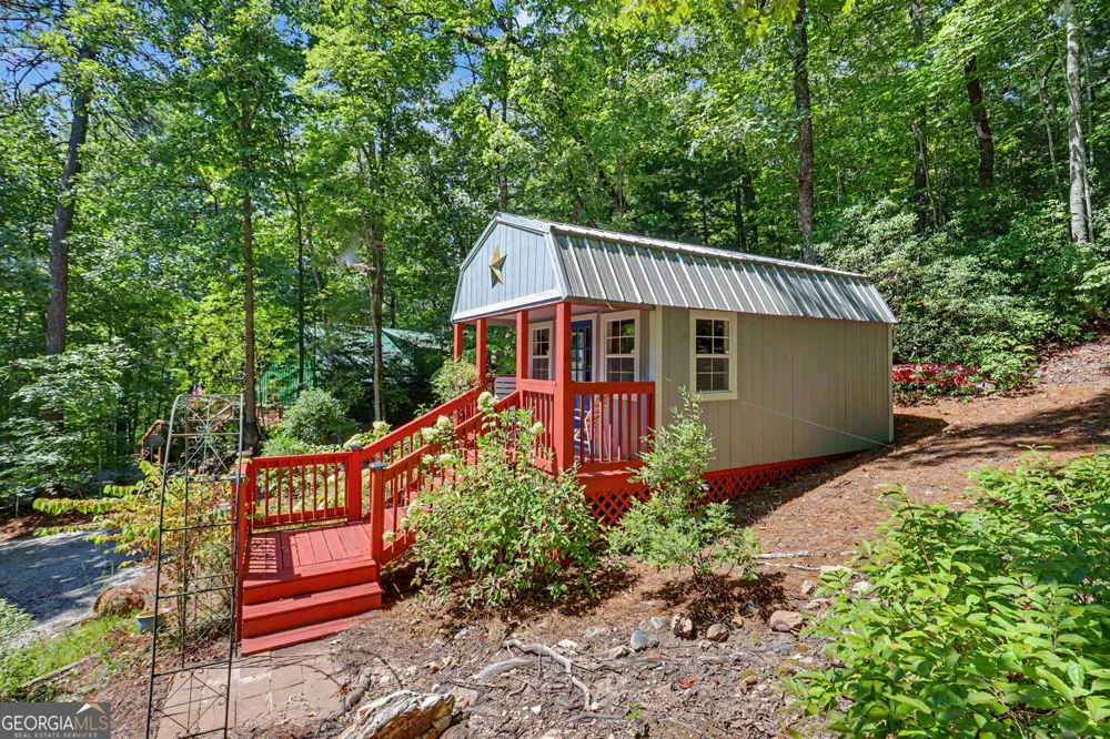 82 Buckeye LN Clayton, GA 30525