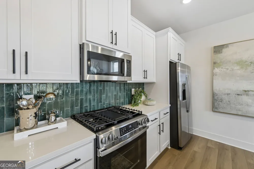 303 Barracks WAY Hoschton, GA 30548