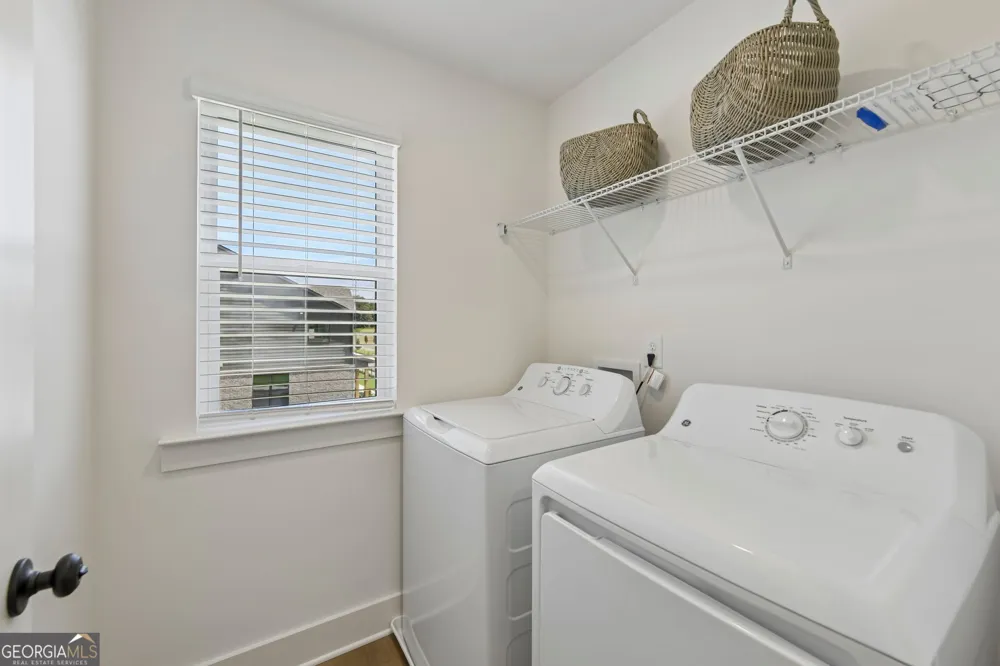 303 Barracks WAY Hoschton, GA 30548