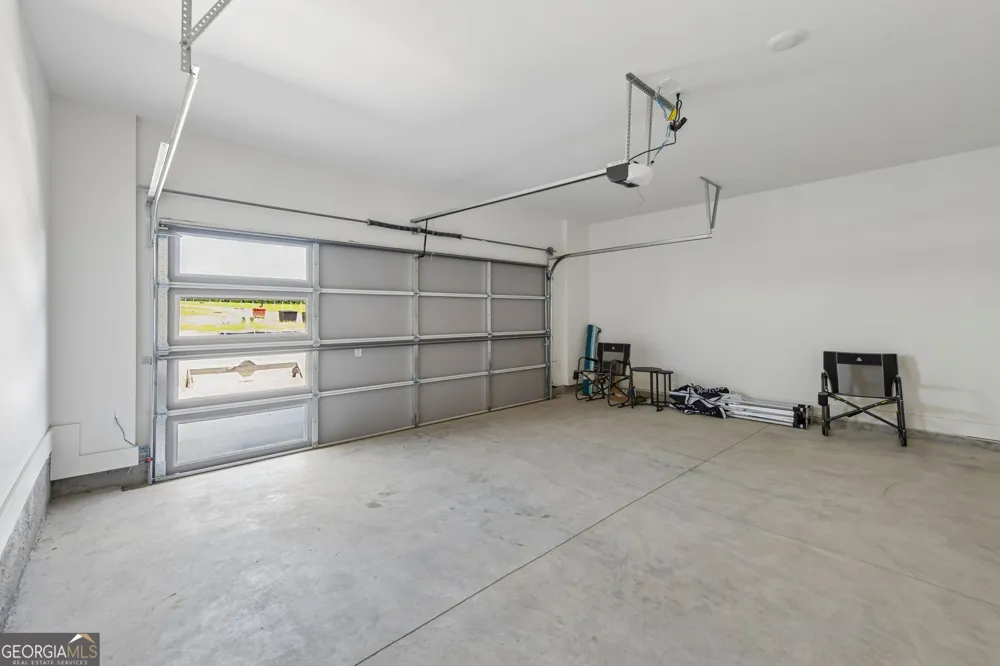 303 Barracks WAY Hoschton, GA 30548