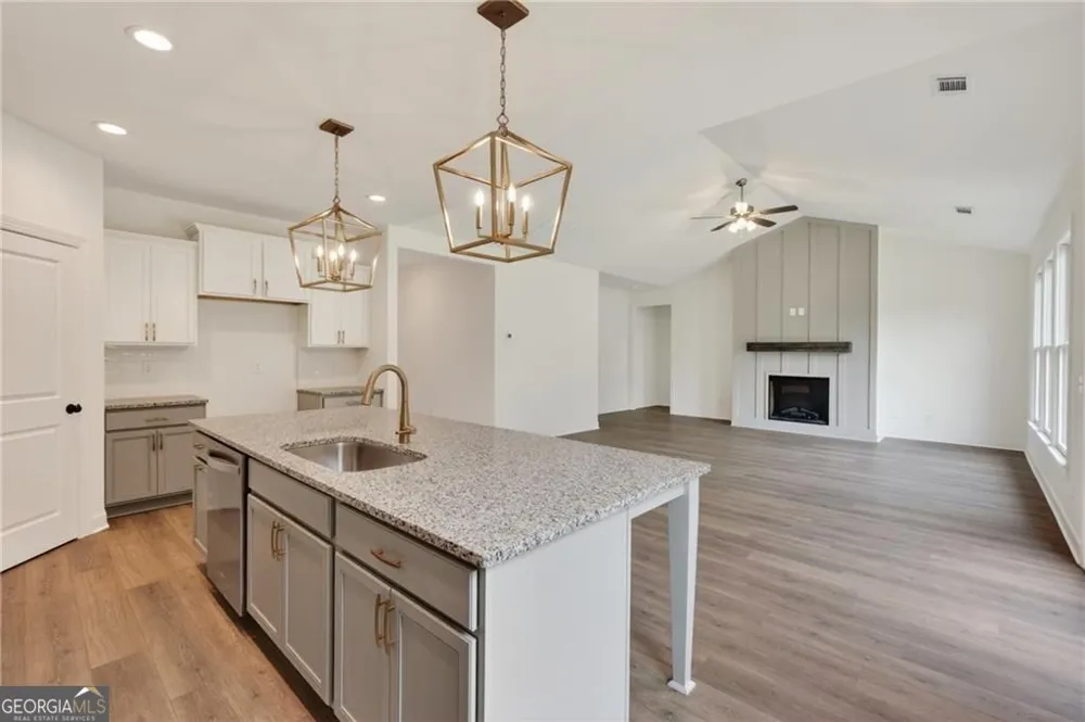69 STANLEY DR Winder, GA 30680