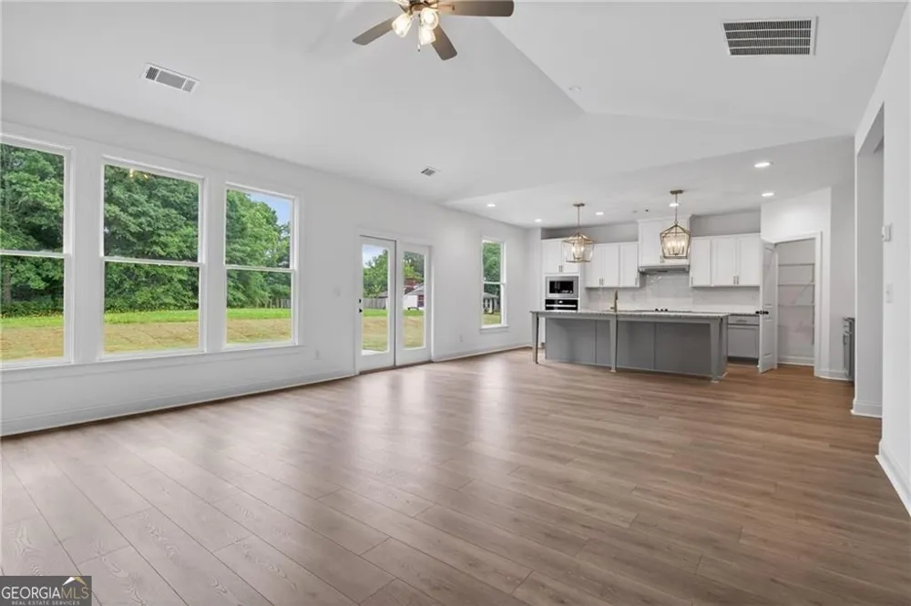 69 STANLEY DR Winder, GA 30680