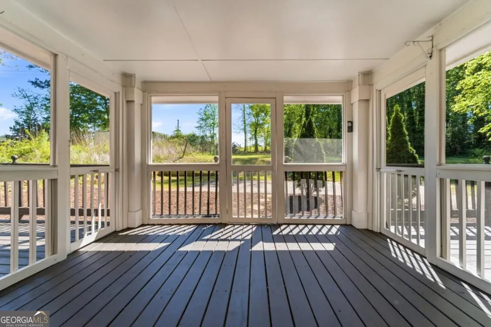 1100 Vonda LN SW Mableton, GA 30126