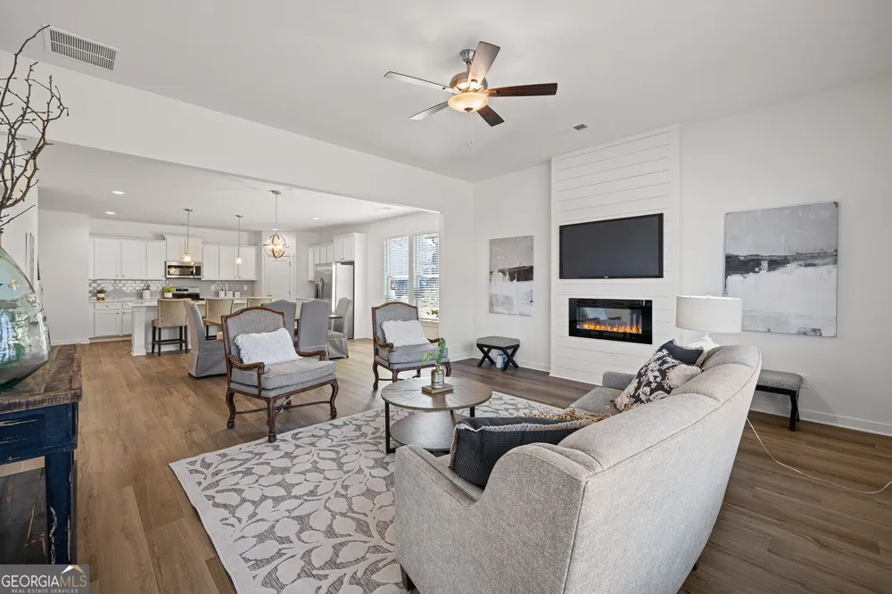 226 Cochin DR Statham, GA 30666