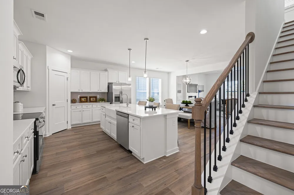 226 Cochin DR Statham, GA 30666