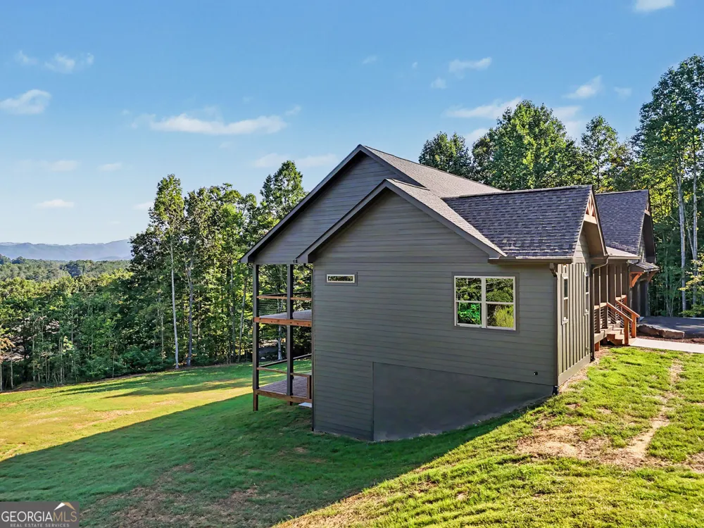 1306 Ramey Mtn RD Hiawassee, GA 30546