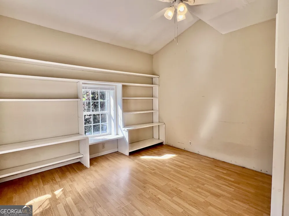 112 Cherry LN Athens, GA 30601
