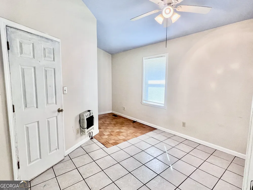 112 Cherry LN Athens, GA 30601