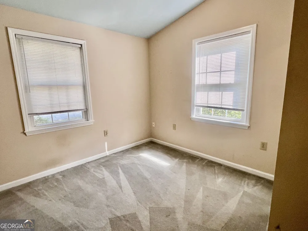 112 Cherry LN Athens, GA 30601