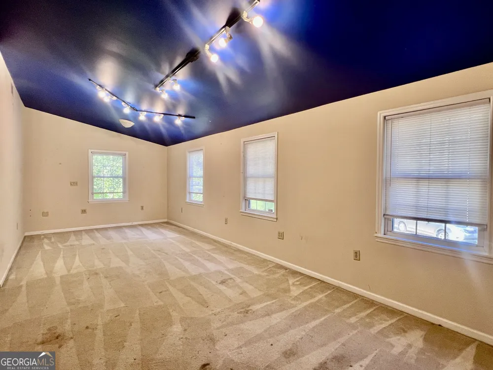 112 Cherry LN Athens, GA 30601