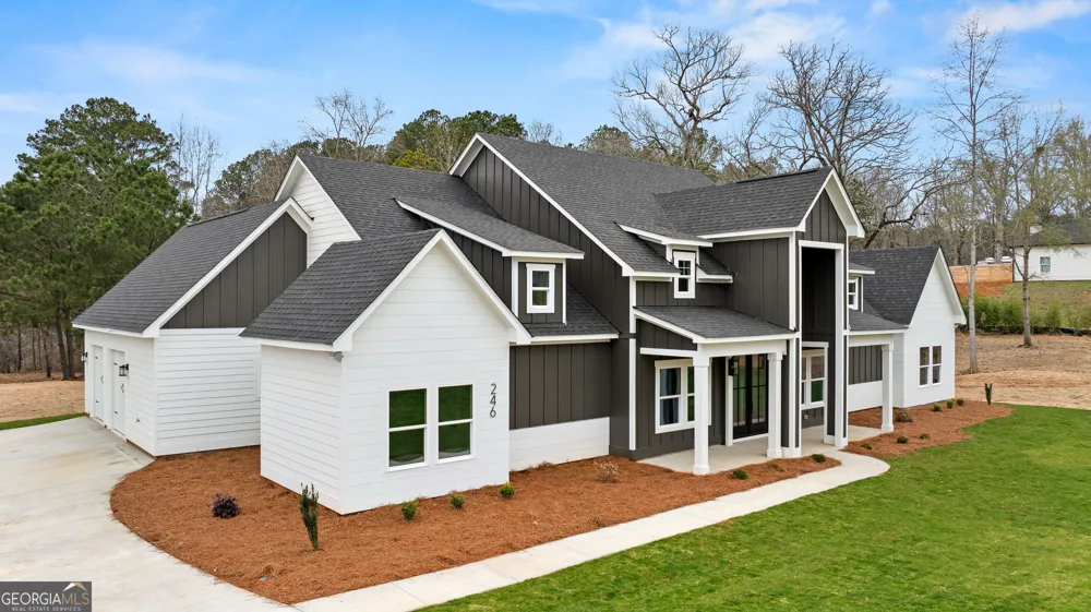 246 S Smith RD LaGrange, GA 30241