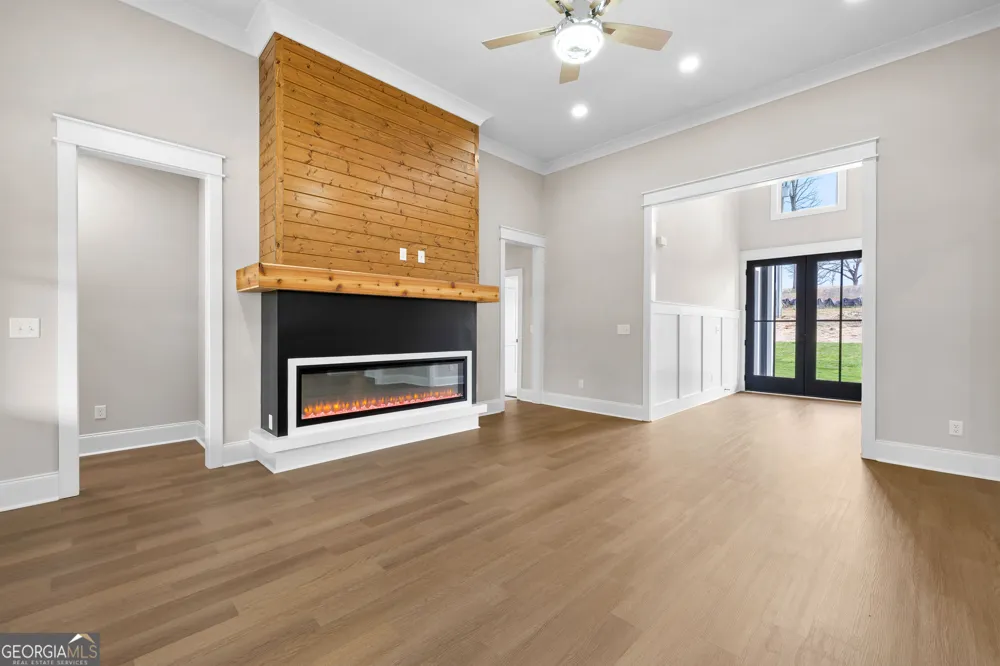 246 S Smith RD LaGrange, GA 30241