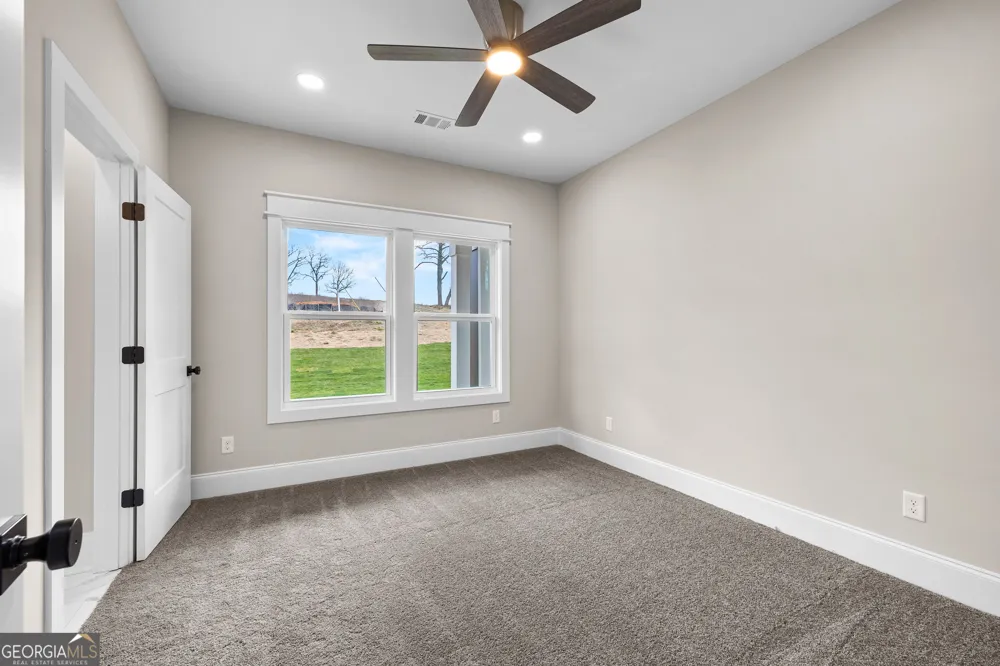 246 S Smith RD LaGrange, GA 30241
