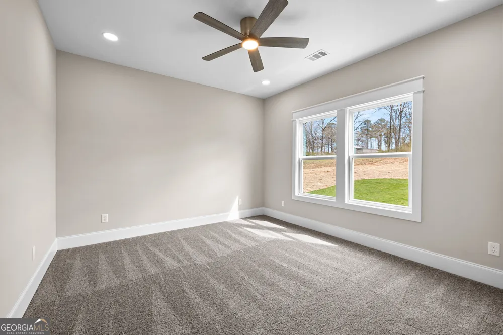 246 S Smith RD LaGrange, GA 30241