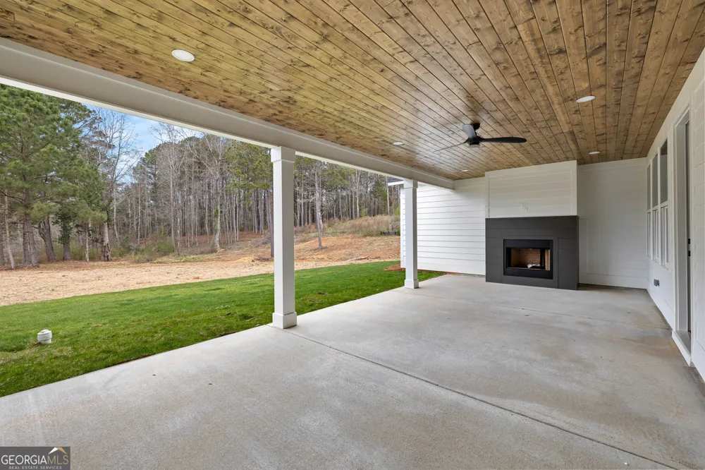 246 S Smith RD LaGrange, GA 30241
