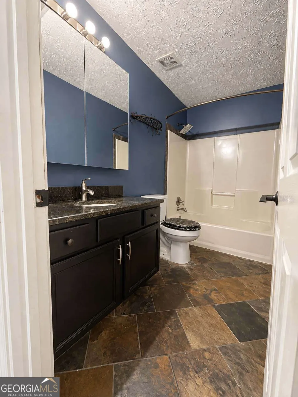 5216 Pine Branch CT Sugar Hill, GA 30518