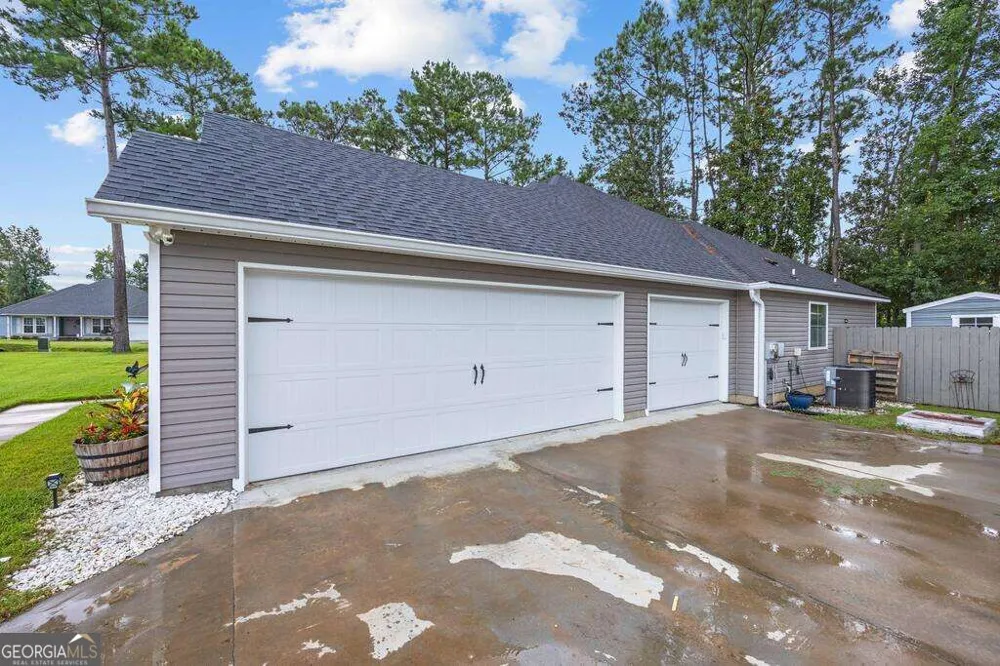 5 Ruger CIR Lakeland, GA 31635