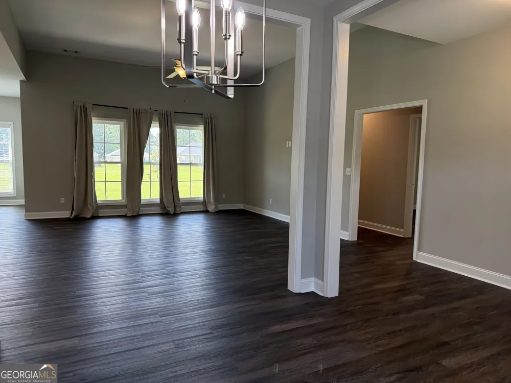 418 Autumn AVE Statesboro, GA 30458