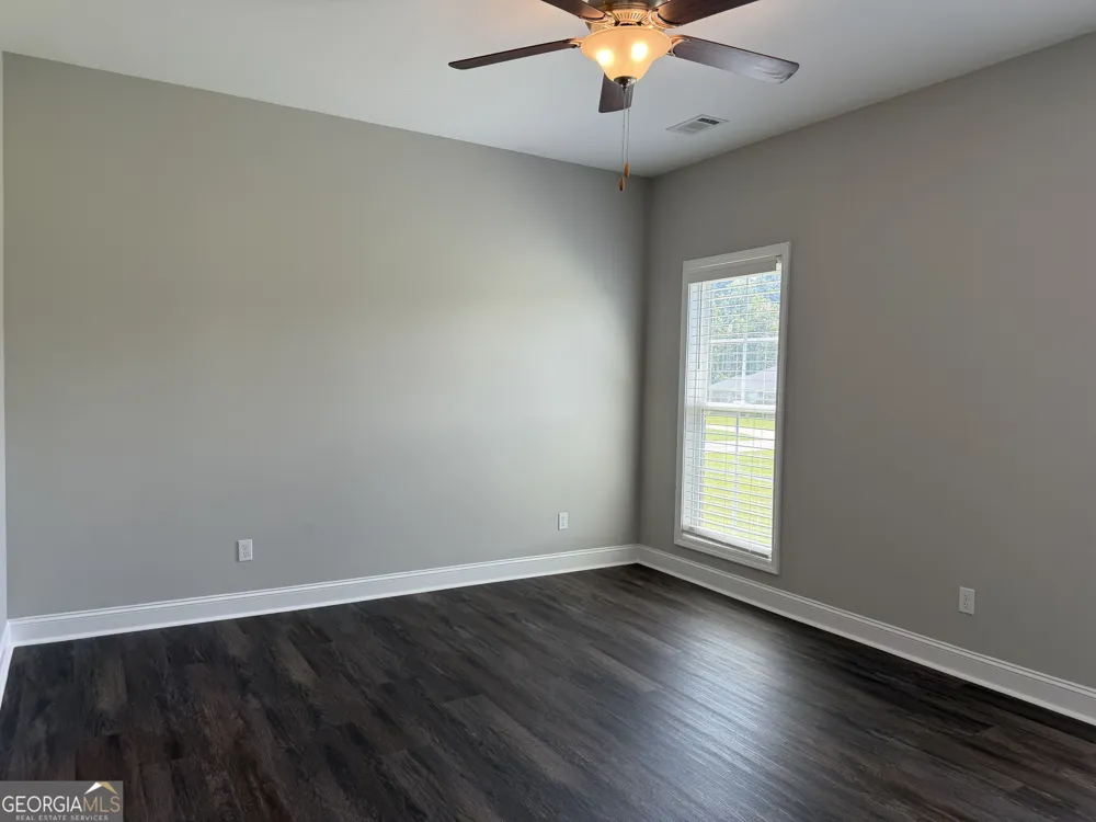 418 Autumn AVE Statesboro, GA 30458