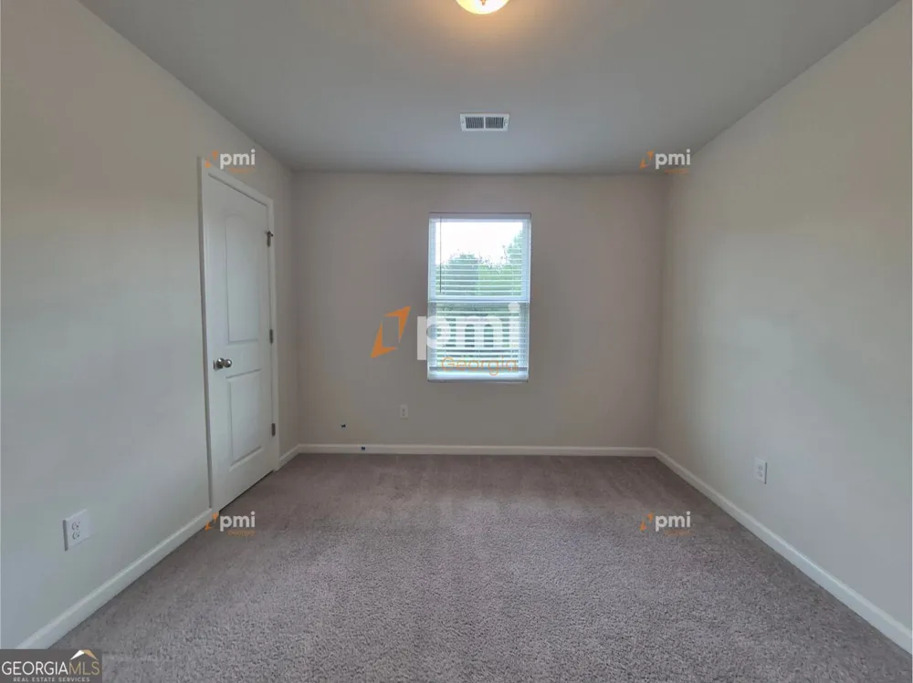712 Maddux DR Macon, GA 31217