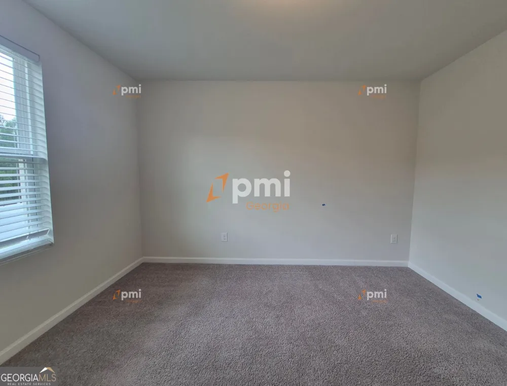 712 Maddux DR Macon, GA 31217
