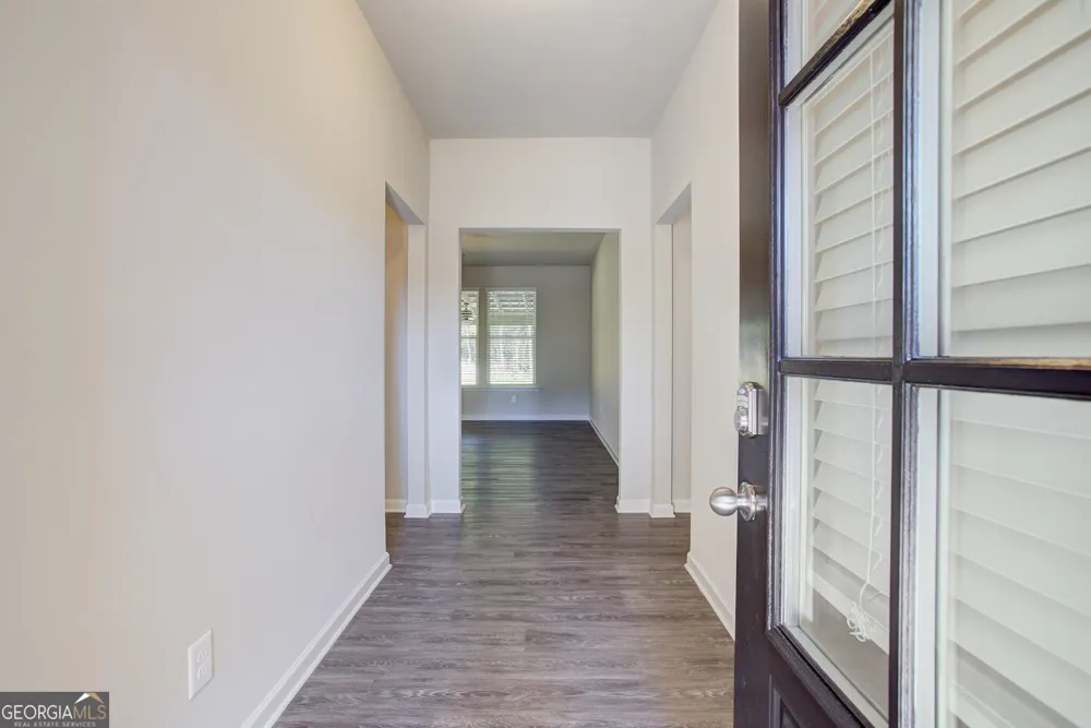 240 Cochin DR Statham, GA 30666