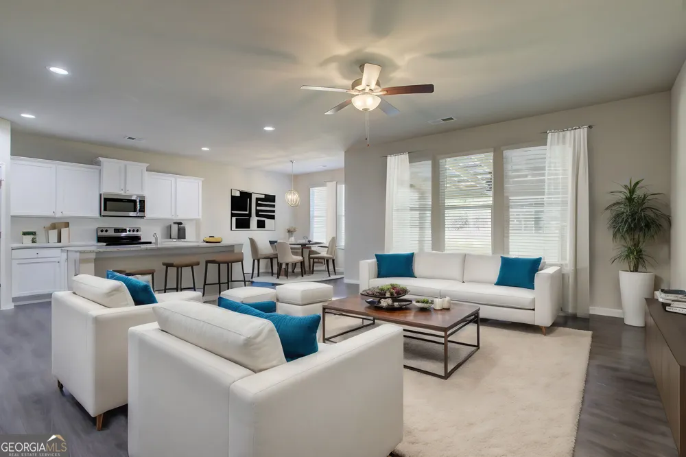 240 Cochin DR Statham, GA 30666
