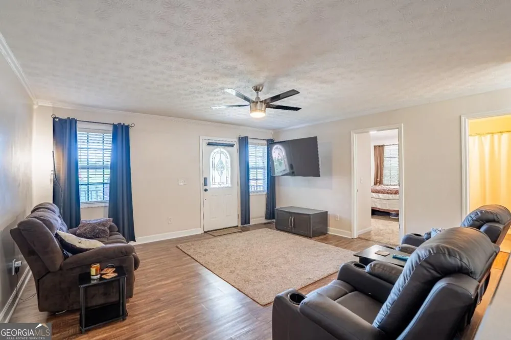 295 Perkins CIR Cumming, GA 30028