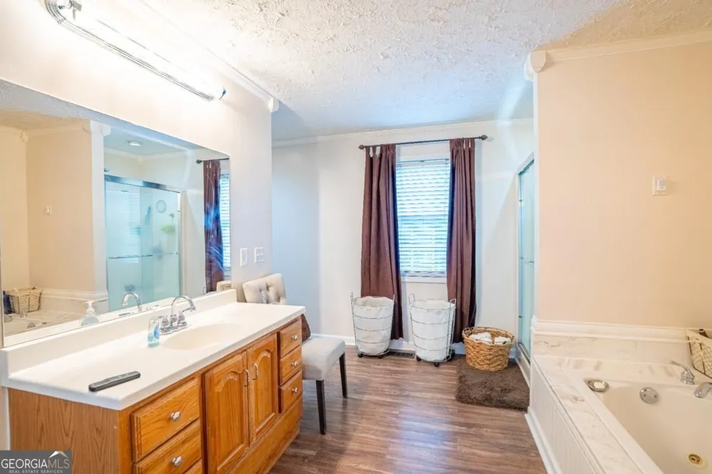 295 Perkins CIR Cumming, GA 30028