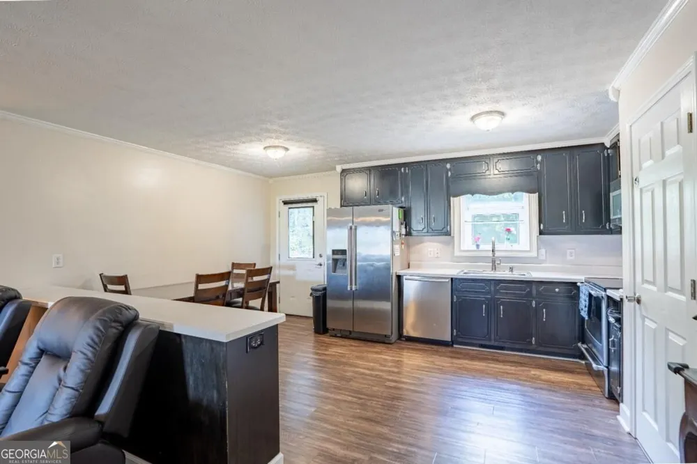 295 Perkins CIR Cumming, GA 30028