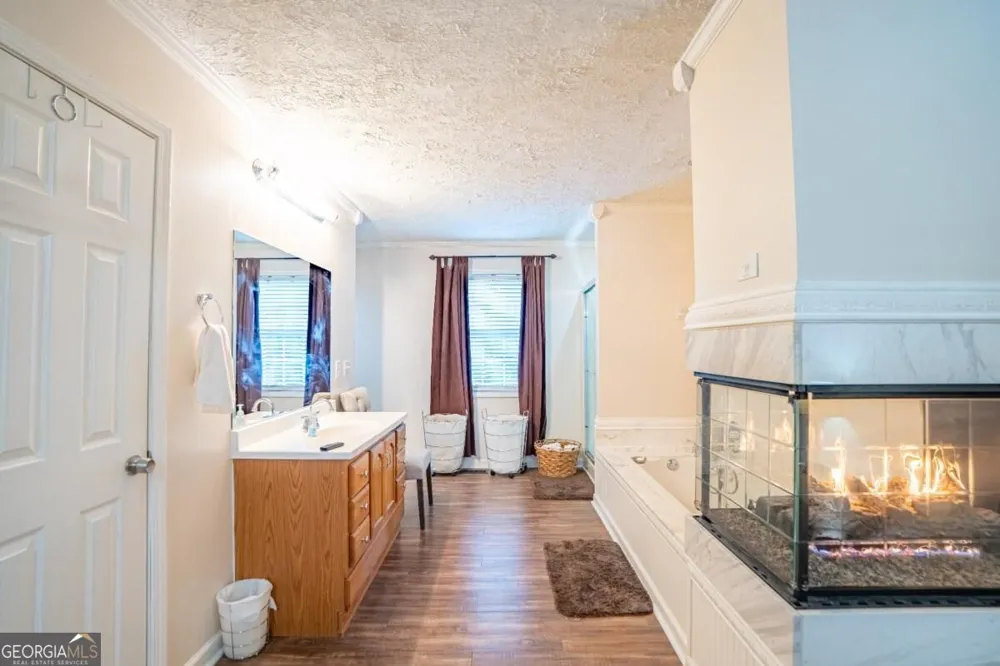 295 Perkins CIR Cumming, GA 30028
