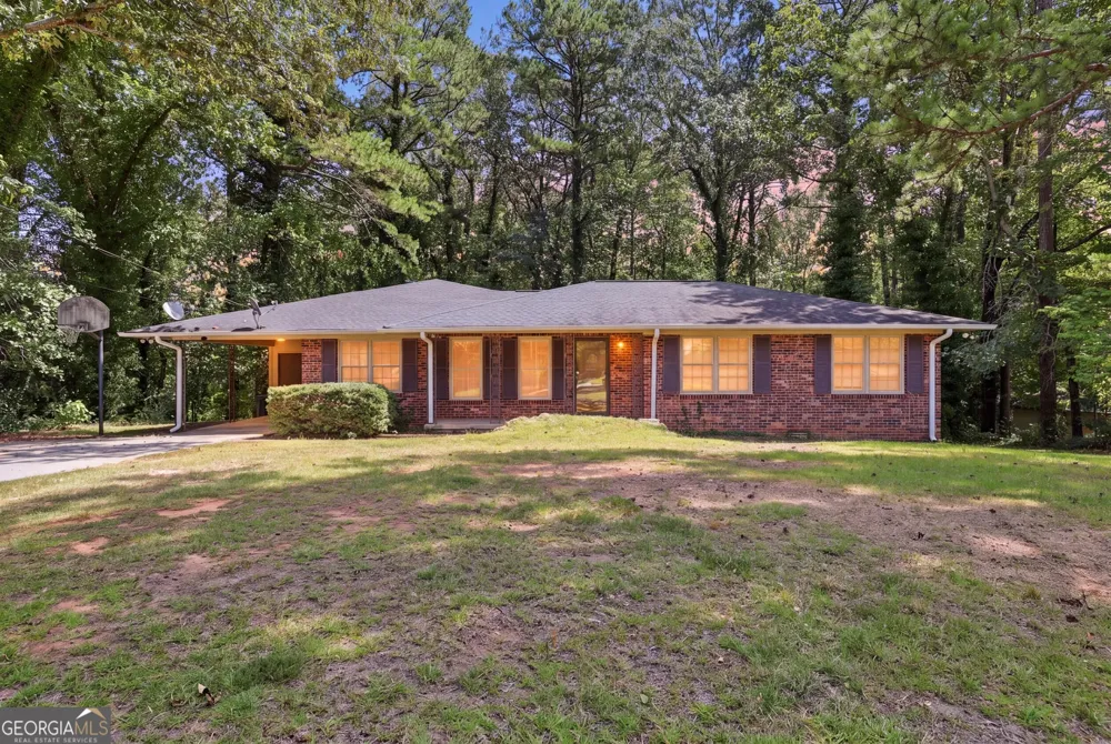 44 Elm DR Toccoa, GA 30577