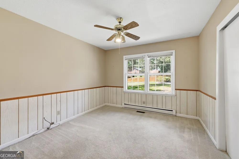 44 Elm DR Toccoa, GA 30577