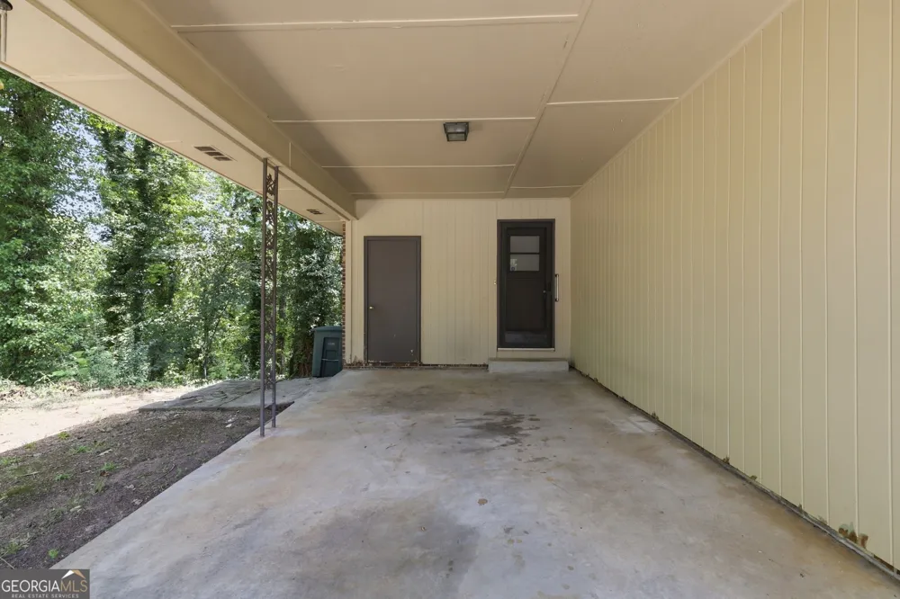 44 Elm DR Toccoa, GA 30577