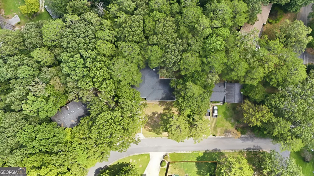 44 Elm DR Toccoa, GA 30577